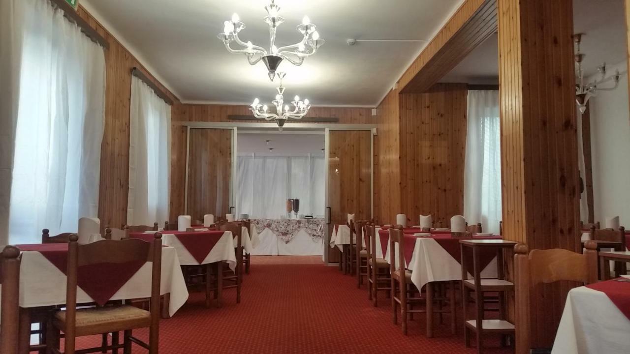 Hotel Manolita Rimini Dış mekan fotoğraf
