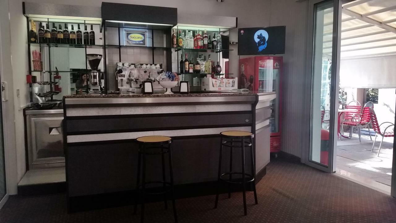 Hotel Manolita Rimini Dış mekan fotoğraf